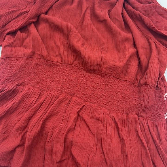 Knox Rose Embroidered Blouse - Picture 6 of 6